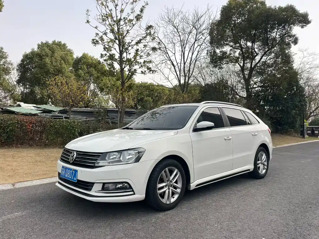 Langxing 2015 230TSI DSG Comfort Edition купить на сайте DeffCars