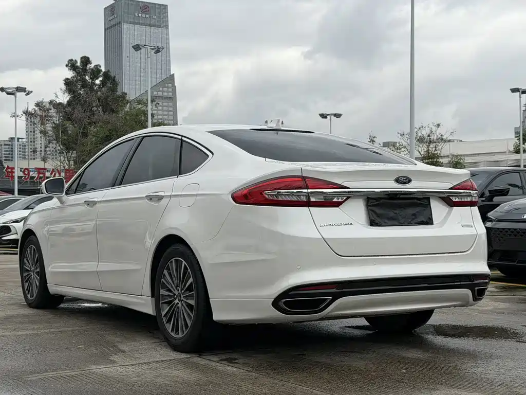 Mondeo 2017 EcoBoost 200 Luxury купить на сайте DeffCars