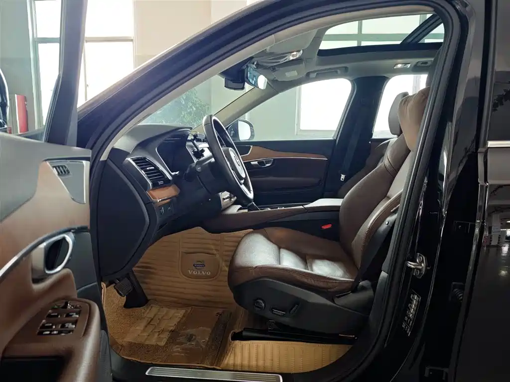 Volvo XC90 2019 T6 Zhiyi Edition 7 seats National V купить на сайте DeffCars