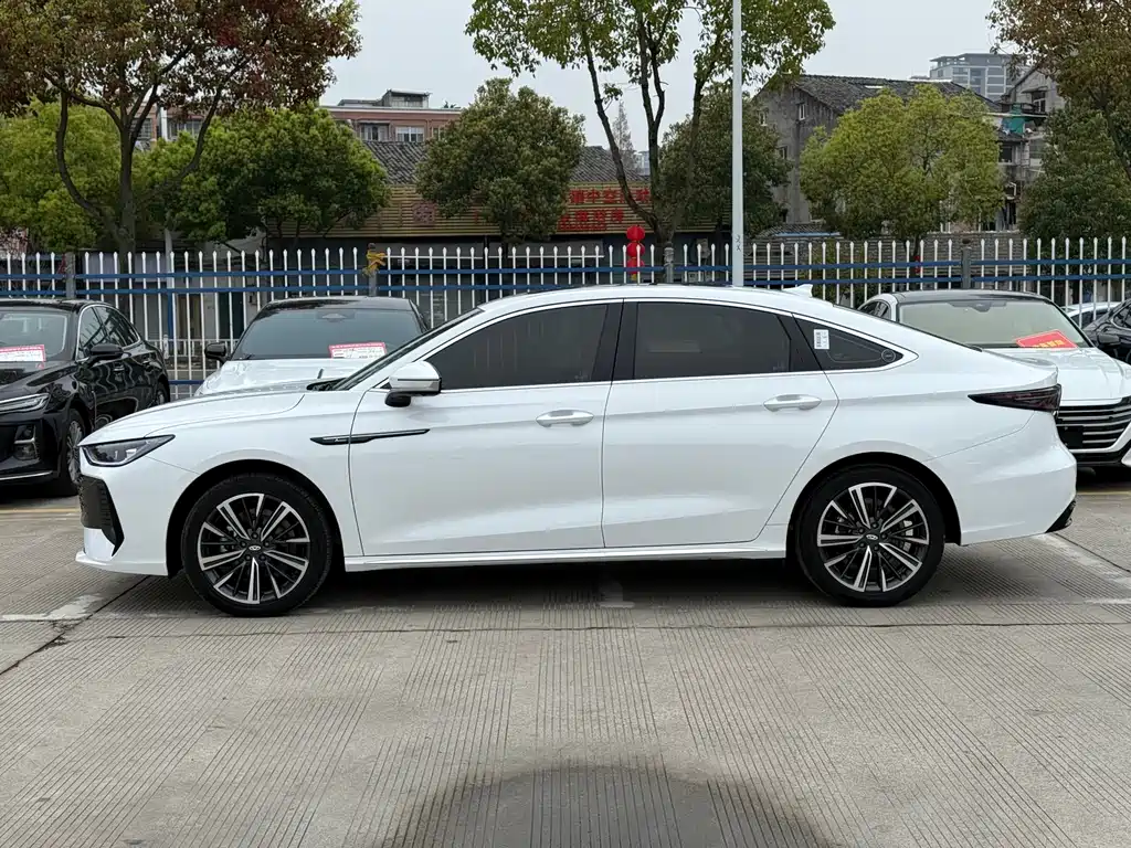 Arrizo 8 2025 1.6T DCT Excellent Edition купить на сайте DeffCars