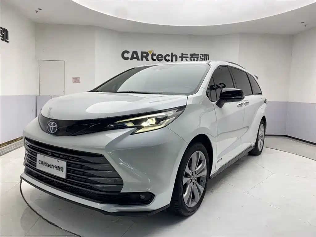 SIENNA 2023 2.5L Hybrid Premium Edition купить на сайте DeffCars
