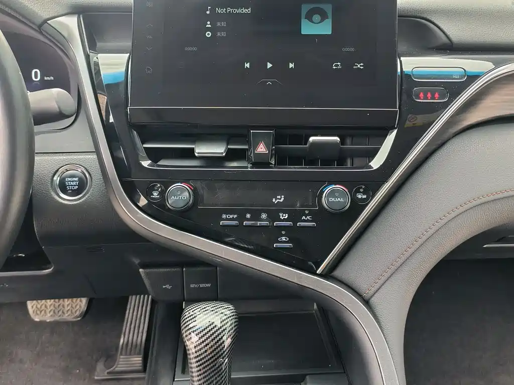 Camry 2021 2.5G Deluxe Edition купить на сайте DeffCars