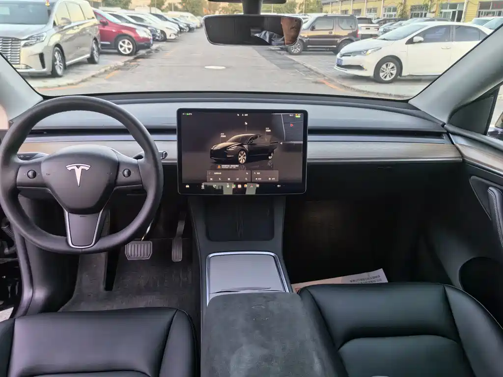Model Y 2023 rear-wheel drive version купить на сайте DeffCars