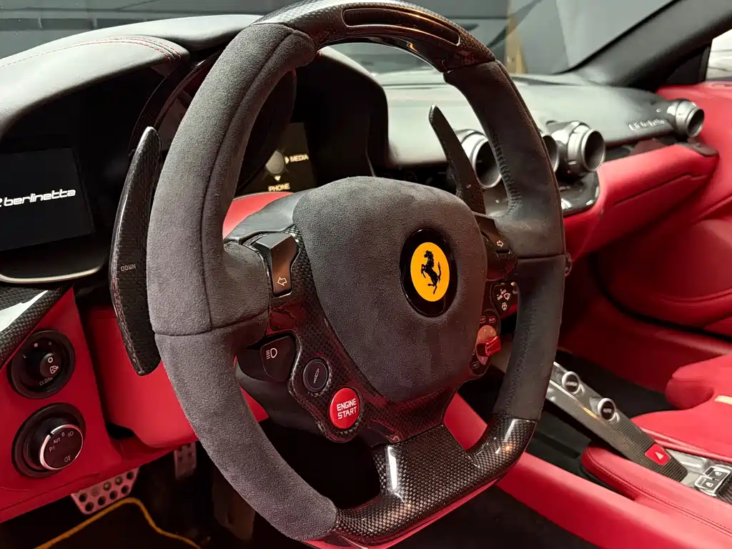 F12berlinetta 2013 6.3L standard type купить на сайте DeffCars
