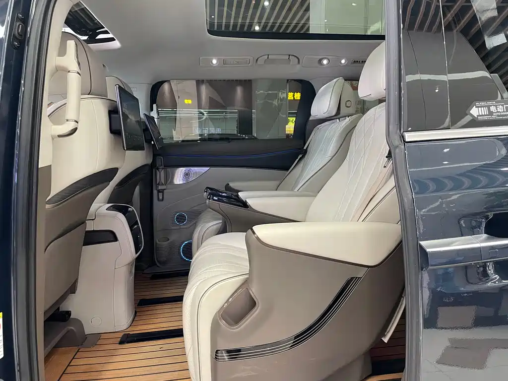 Denza D9 2022 DM-i 970 four-wheel drive premium model купить на сайте DeffCars