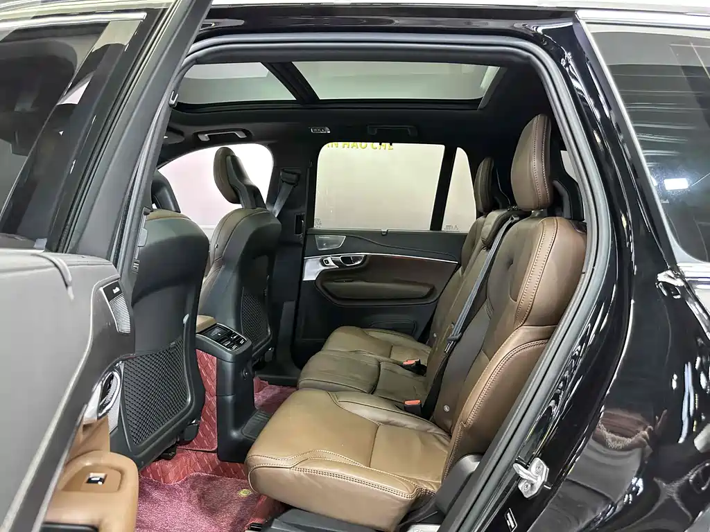 Volvo XC90 plug-in hybrid 2022 E-drive hybrid T8 Zhizun Deluxe Edition 7 seats купить на сайте DeffCars