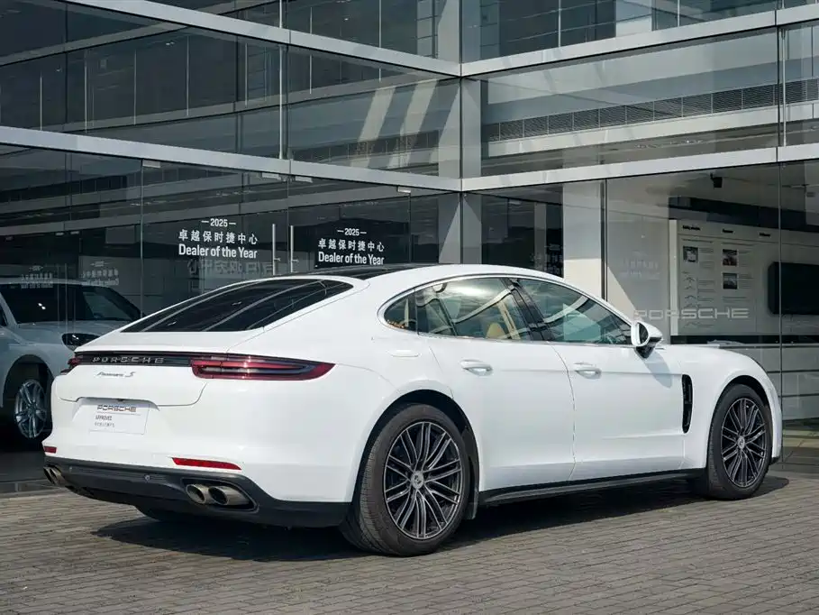 Panamera 2017 Panamera 3.0T купить на сайте DeffCars