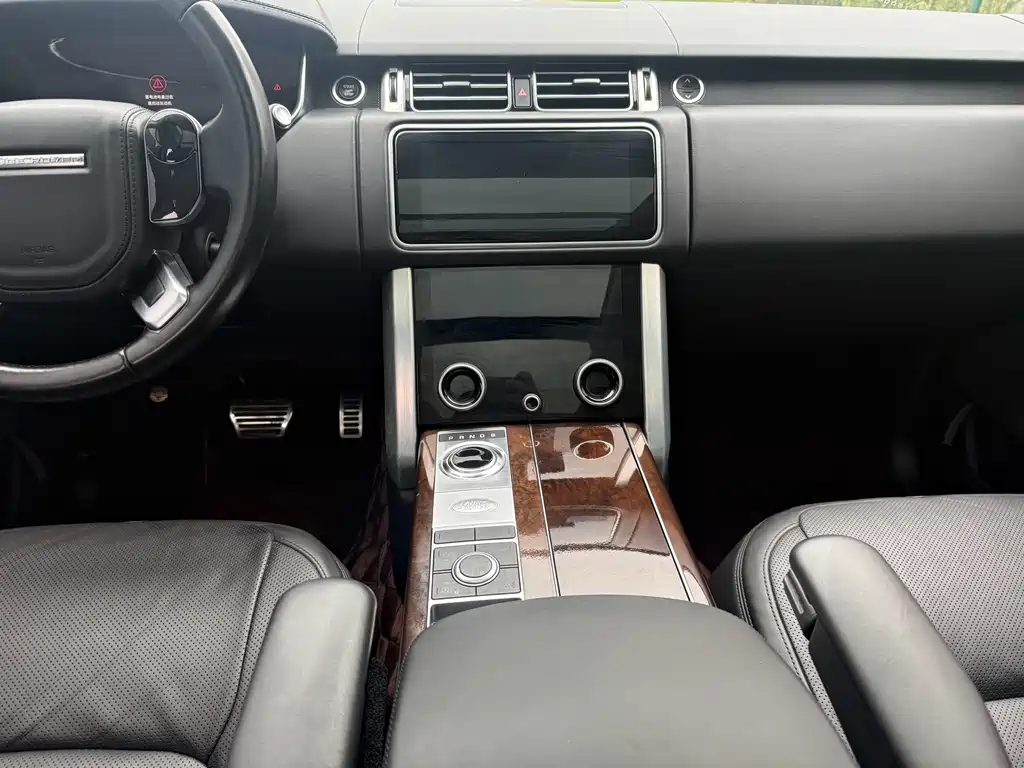 Range Rover 2021 3.0 L6 Legendary Extended Classic Edition купить на сайте DeffCars