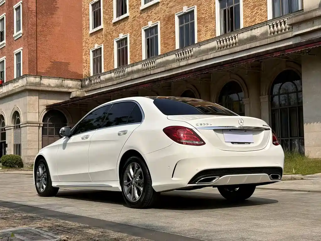 Mercedes-Benz C-Class 2015 C 200 L Sports купить на сайте DeffCars