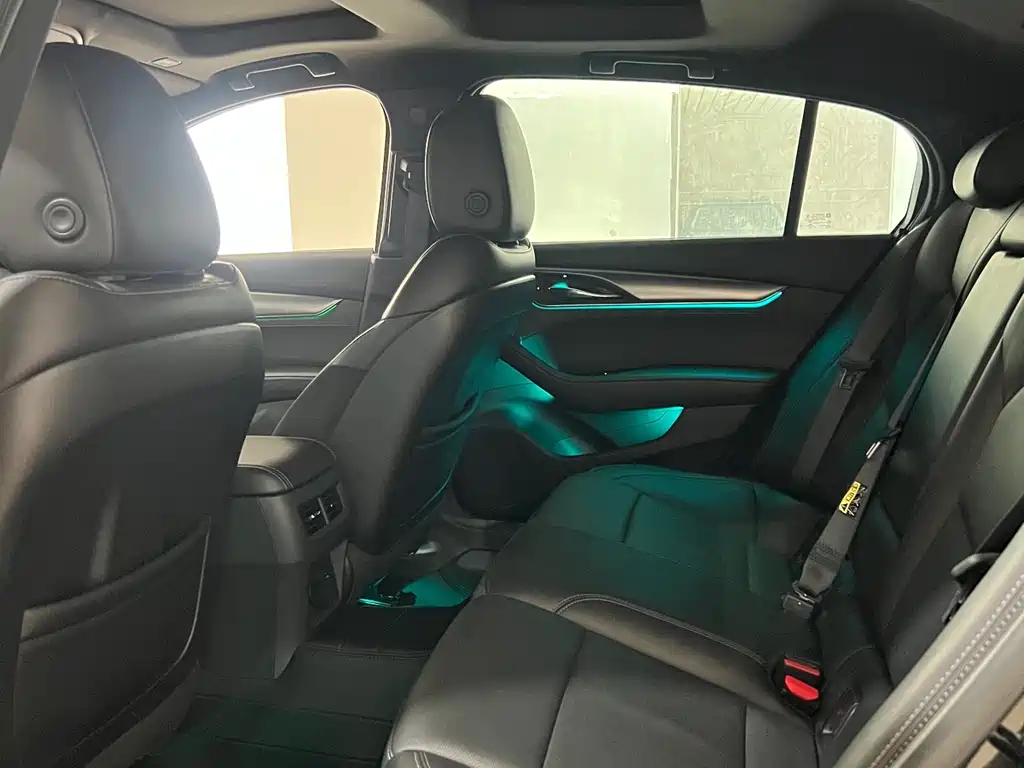Cadillac CT5 2022 28T luxury model купить на сайте DeffCars