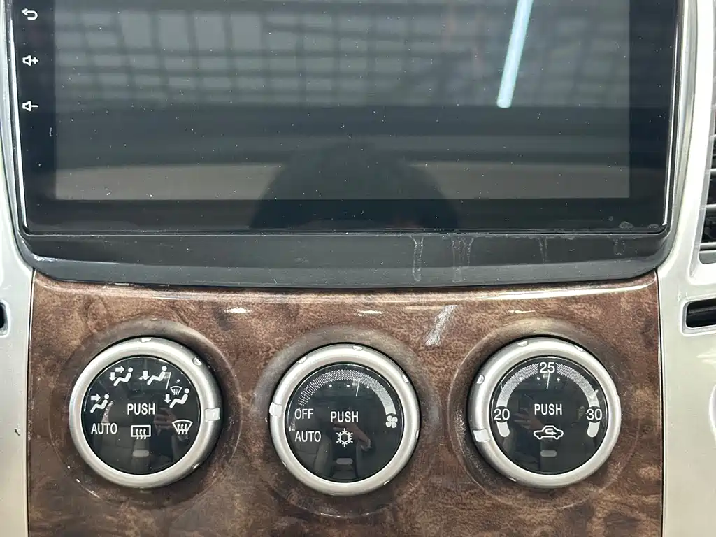 Pajero Jinchang 2013 3.0L automatic four-wheel drive flagship version купить на сайте DeffCars