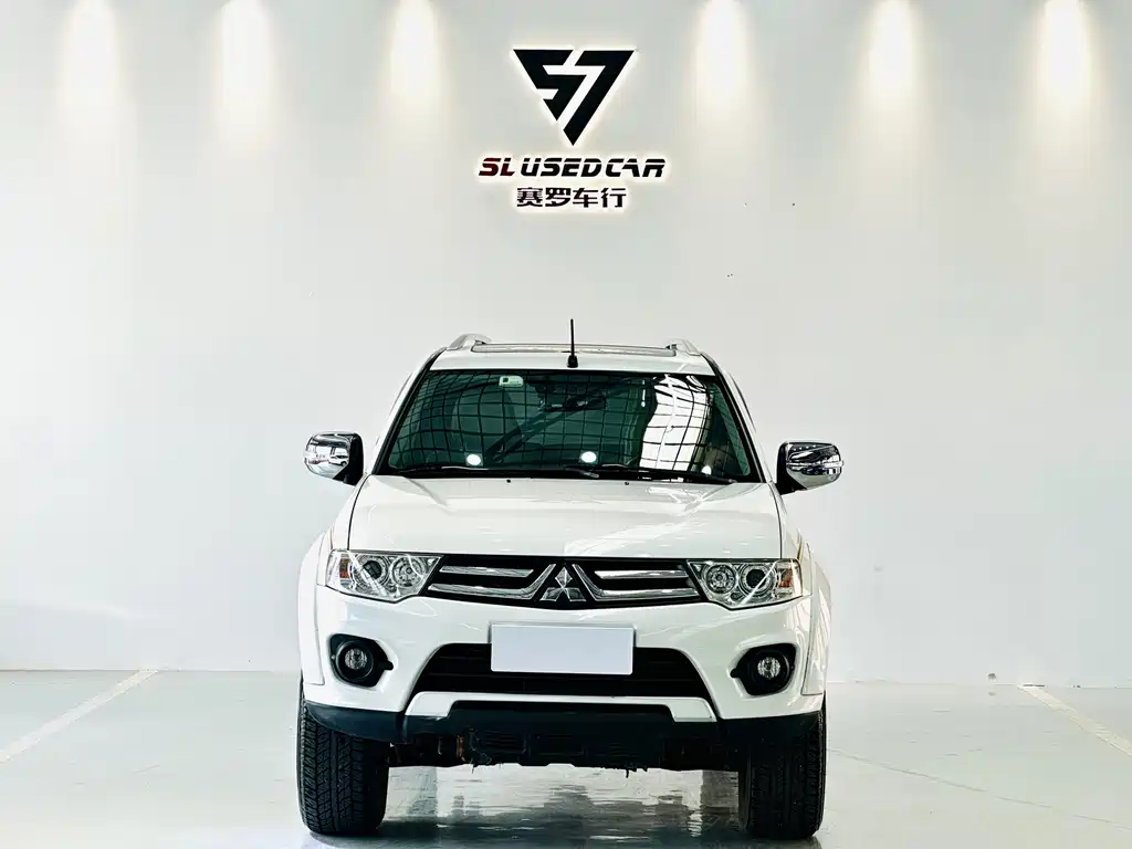 Pajero Jinchang 2013 3.0L automatic four-wheel drive flagship version купить на сайте DeffCars