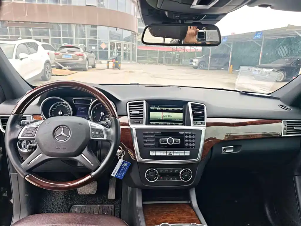 Mercedes-Benz M-Class 2014 ML 400 4MATIC luxury model купить на сайте DeffCars