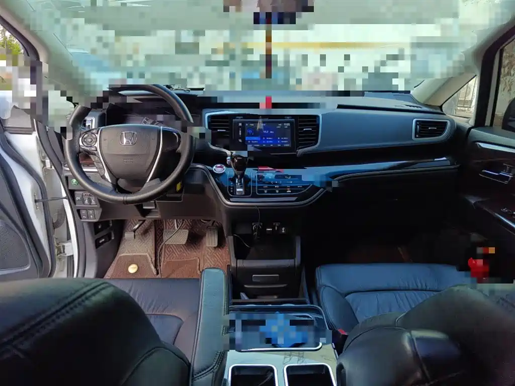Odyssey 2018 2.4L Deluxe Edition купить на сайте DeffCars
