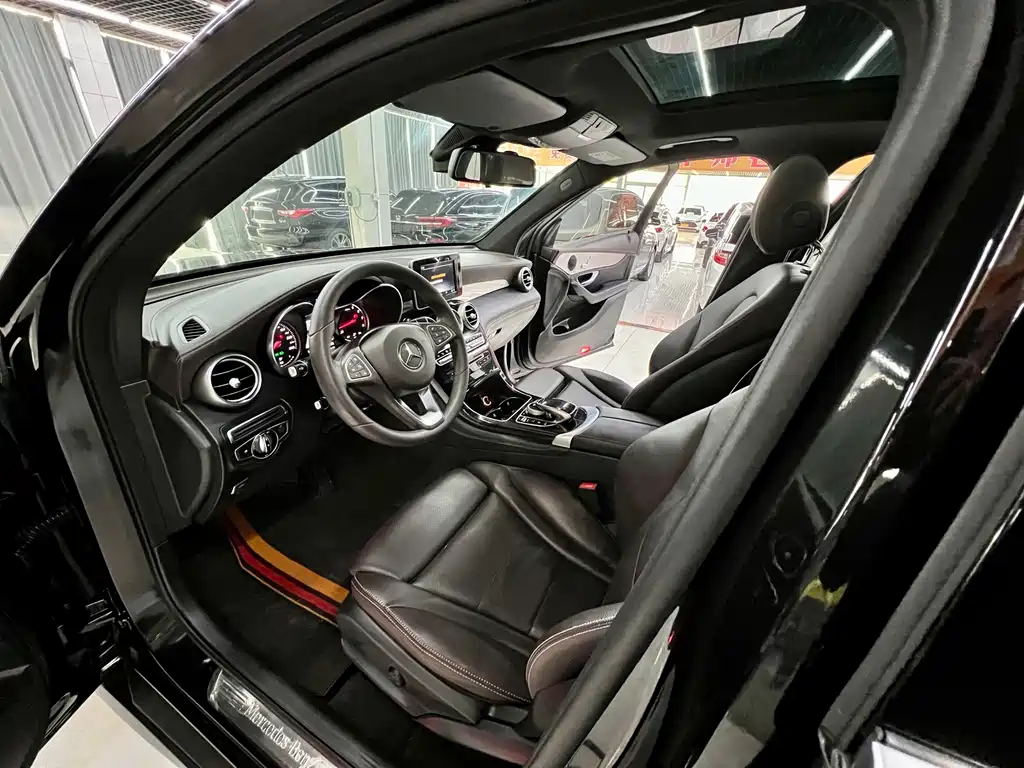 Mercedes-Benz GLC 2017 GLC 200 4MATIC купить на сайте DeffCars