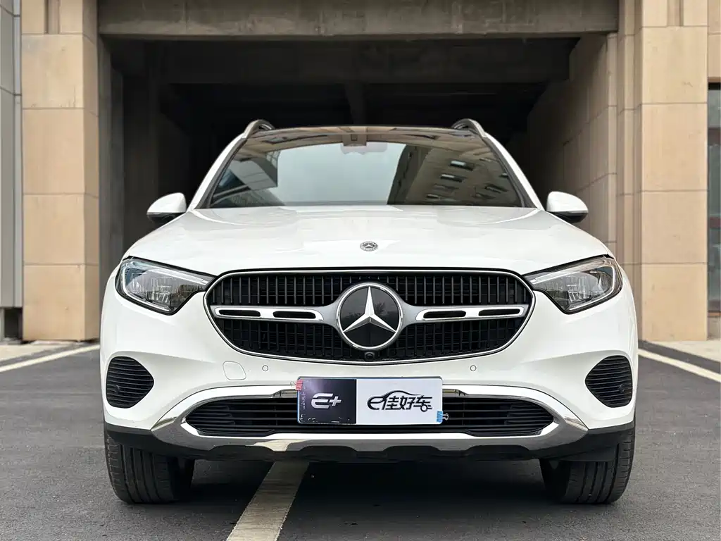 Mercedes-Benz GLC 2023 facelift GLC 260 L 4MATIC dynamic 5-seater купить на сайте DeffCars