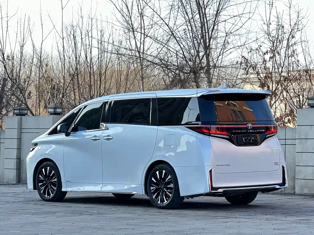 Wilfa 2024 Crown Dual Engine 2.5L Supreme Executive Edition купить на сайте DeffCars