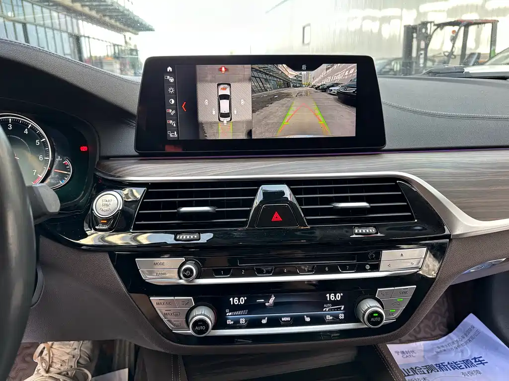 BMW 5 Series 2018 Facelift 530Li Exclusive Luxury Package купить на сайте DeffCars
