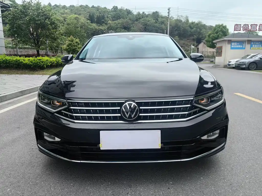 Magotan 2023 2 million commemorative edition 330TSI DSG luxury model купить на сайте DeffCars