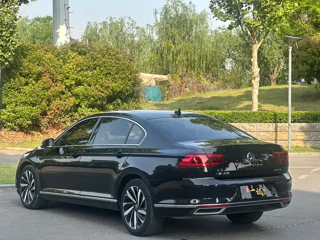 Magotan 2020 330TSI DSG leading model купить на сайте DeffCars