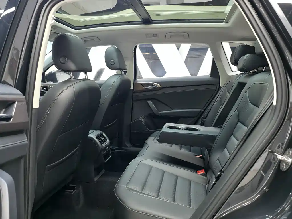 Tuyue 2022 280TSI two-wheel drive luxury version купить на сайте DeffCars