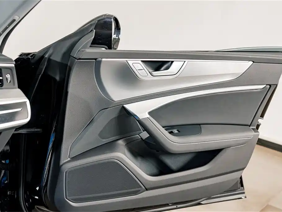 Audi A7L 2024 45 TFSI luxury model купить на сайте DeffCars