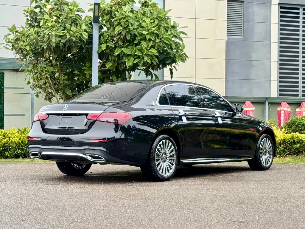 Mercedes-Benz E-Class 2023 facelift E 300 L sporty and stylish купить на сайте DeffCars