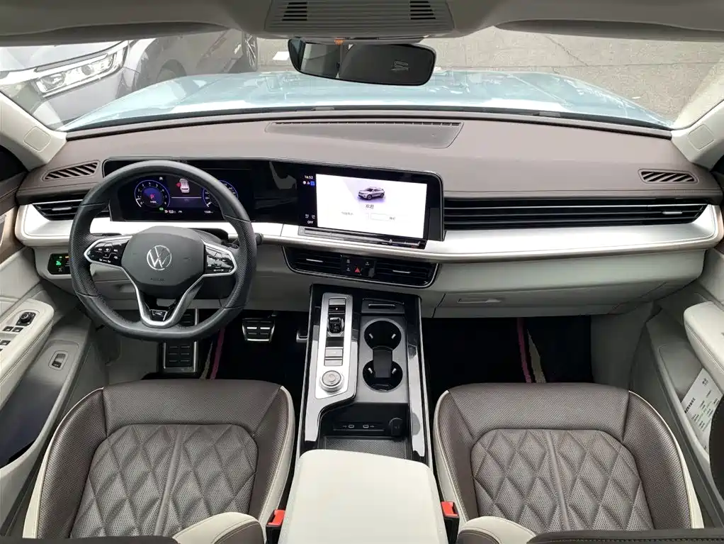 Lanxun 2023 380TSI four-wheel drive R-Line cruise version купить на сайте DeffCars