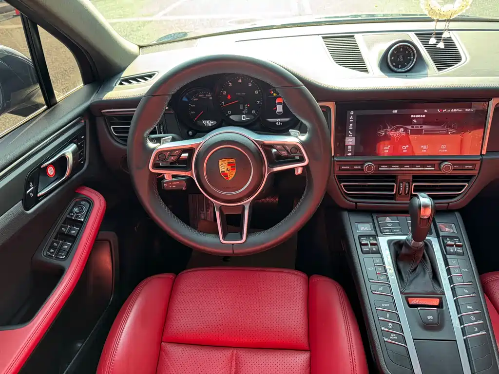 Macan 2021 Macan 2.0T купить на сайте DeffCars