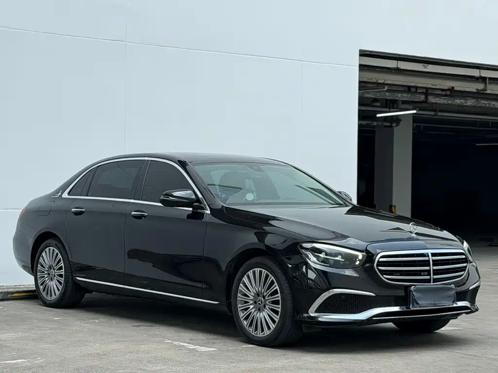Mercedes-Benz E-Class 2023 E 300 L Luxury Model купить на сайте DeffCars