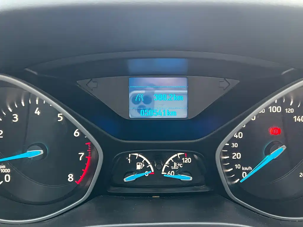 Focus 2017 Sedan 1.6L Manual Comfort Smart Mobility Edition купить на сайте DeffCars