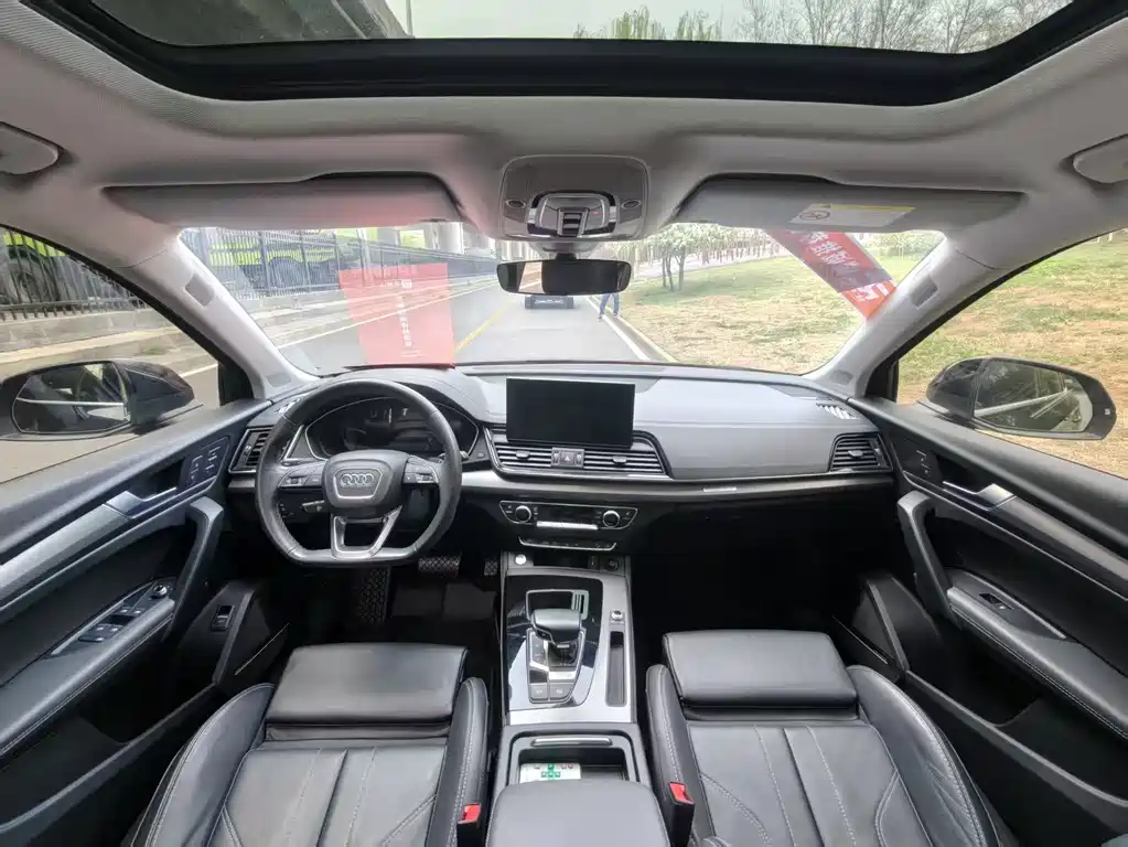 Audi Q5L 2022 45T luxury and dynamic model купить на сайте DeffCars