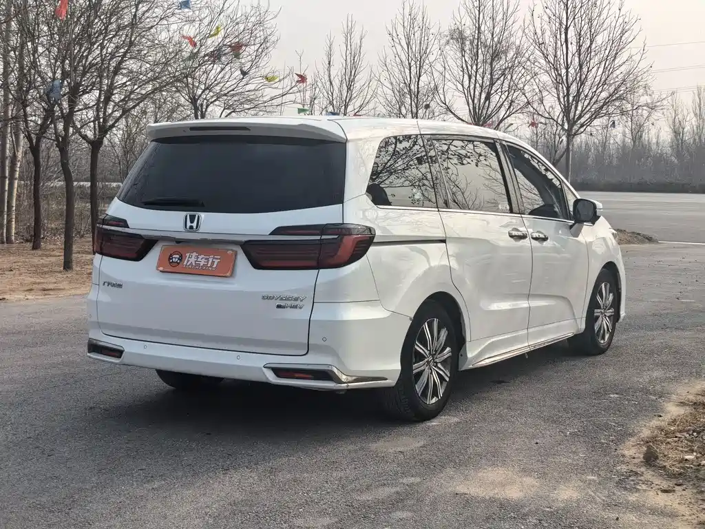 Odyssey 2022 2.0L e:HEV Rui·Lingxiang Edition купить на сайте DeffCars