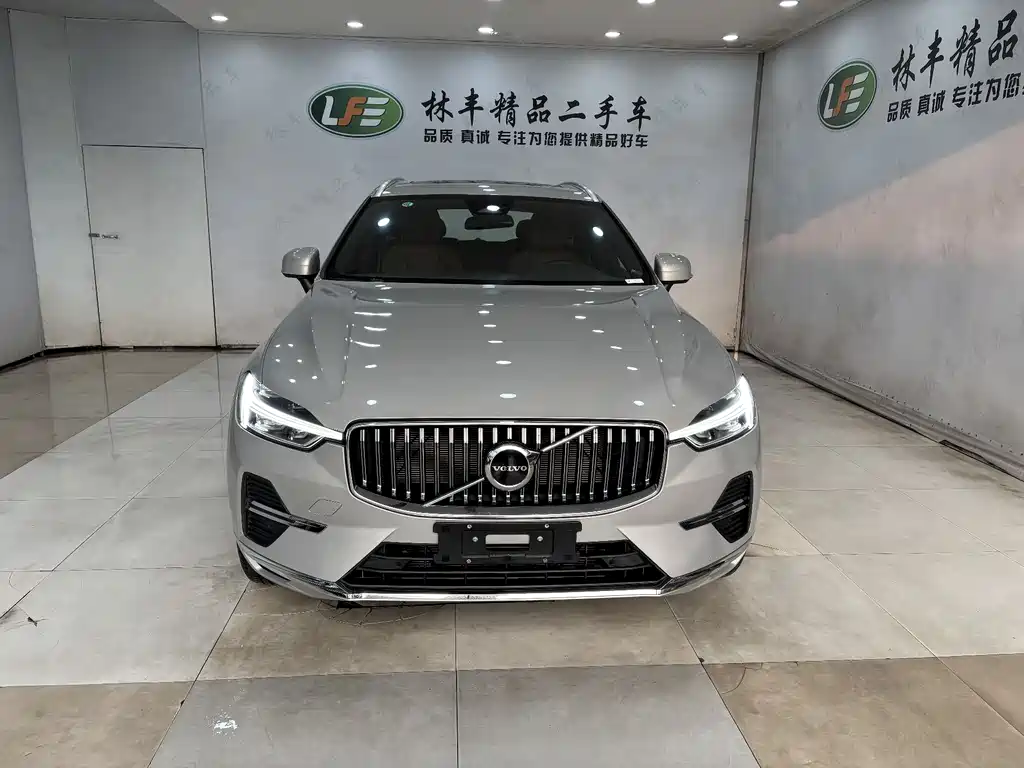 Volvo XC60 2025 B5 four-wheel drive Zhiyi Luxury Edition купить на сайте DeffCars