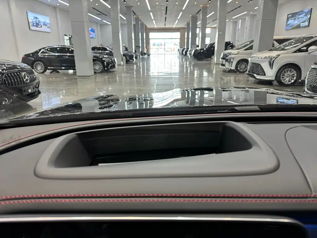 Mercedes-Benz GLC AMG 2025 AMG GLC 43 4MATIC купить на сайте DeffCars