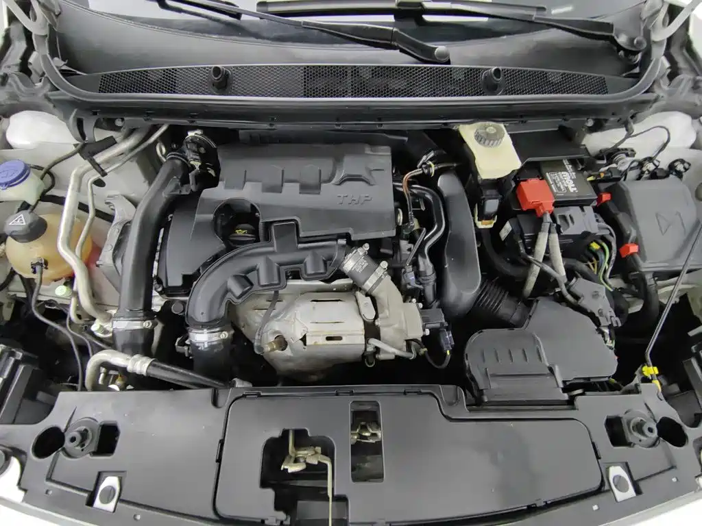 Peugeot 408 2016 1.6T automatic luxury version купить на сайте DeffCars