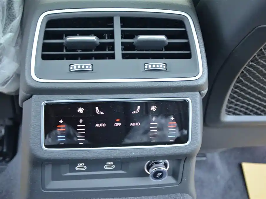 Audi A6L 2026 45 TFSI Premium Dynamic Model купить на сайте DeffCars