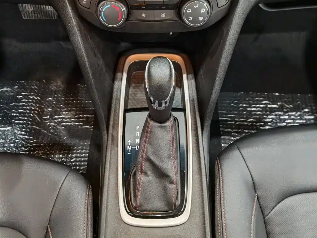 Cruze 2022 mild hybrid RS 330T automatic smooth version купить на сайте DeffCars
