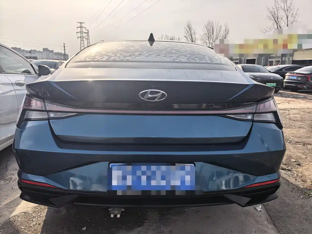 Elantra 2021 1.5L CVT LUX Premium Edition купить на сайте DeffCars