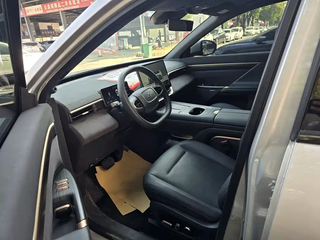 eπ008 2024 model 210Max extended range version 6 seats купить на сайте DeffCars