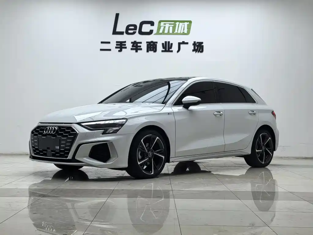Audi A3 2024 Sportback 35 TFSI stylish and sporty купить на сайте DeffCars