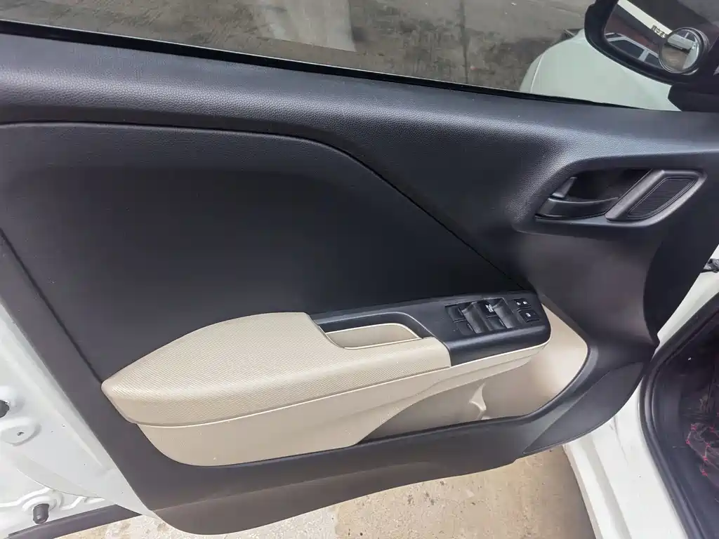 Fengfan 2015 1.5L CVT flagship version купить на сайте DeffCars