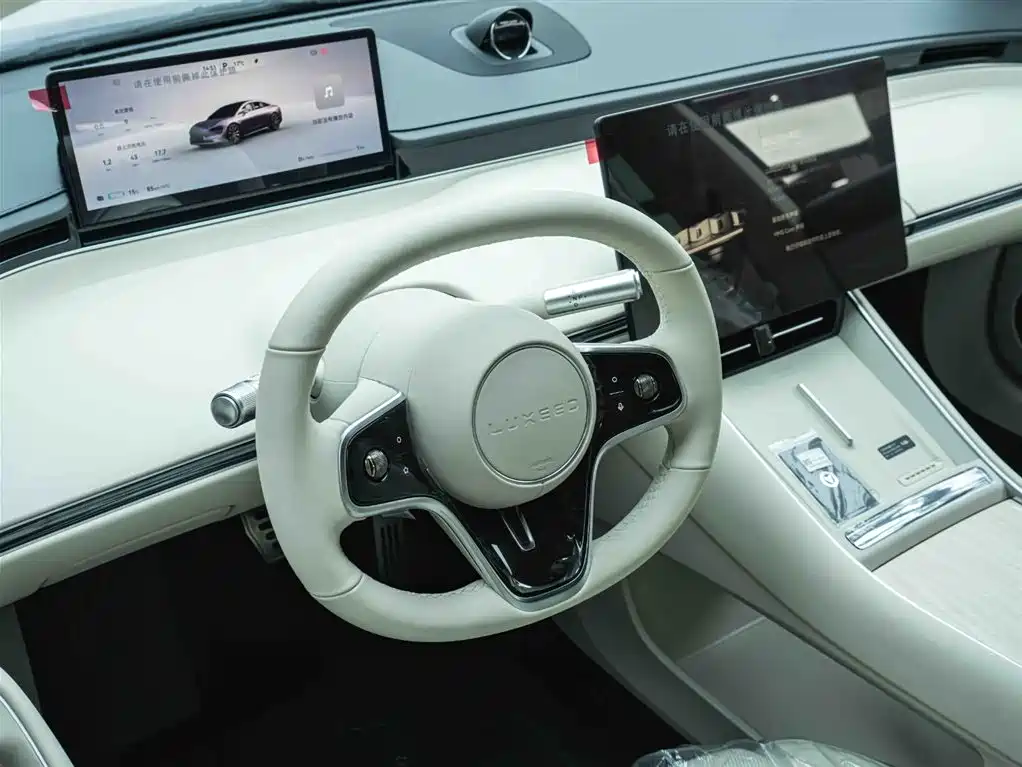 Zhijie S7 2024 Pro купить на сайте DeffCars