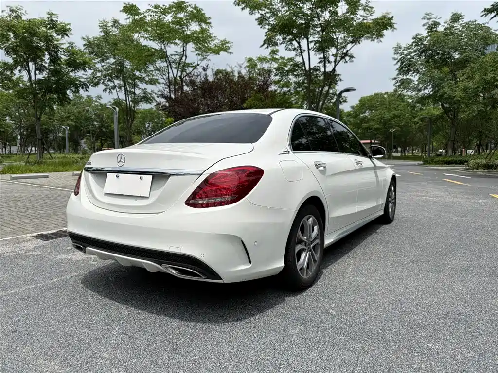 Mercedes-Benz C-Class 2018 C 180 L Fashionable Sports Edition купить на сайте DeffCars