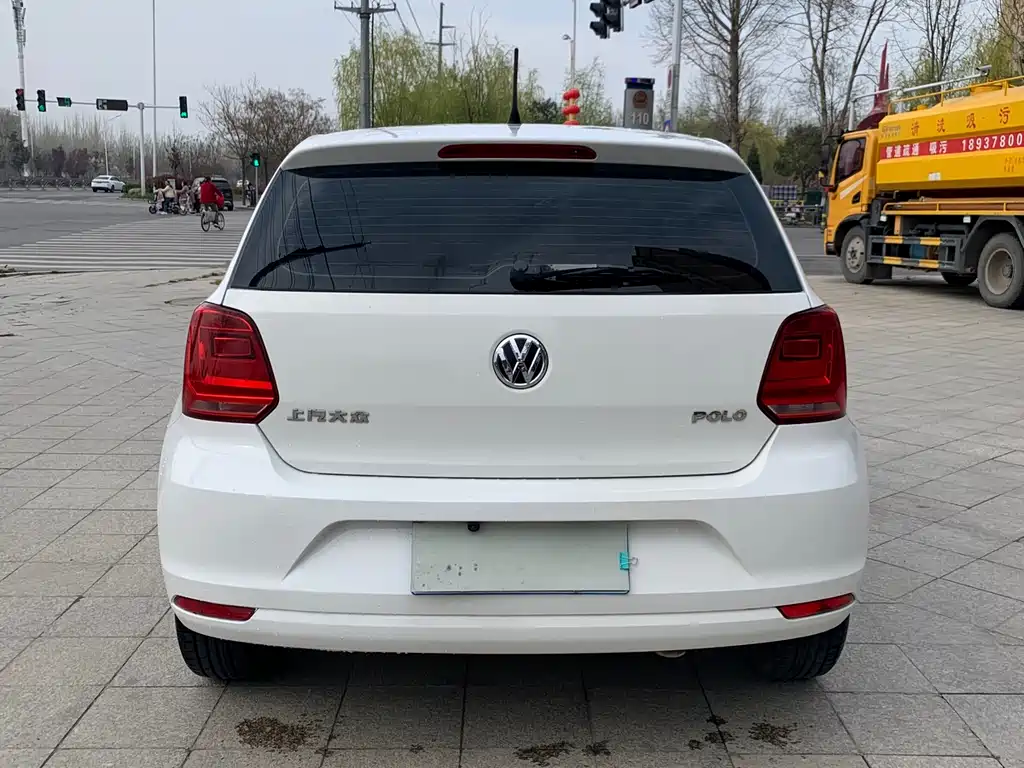 Polo 2016 1.4L automatic fashion model купить на сайте DeffCars