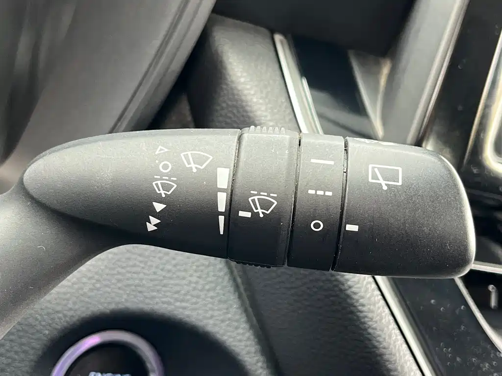 Fenglanda 2023 2.0L CVT leading version купить на сайте DeffCars