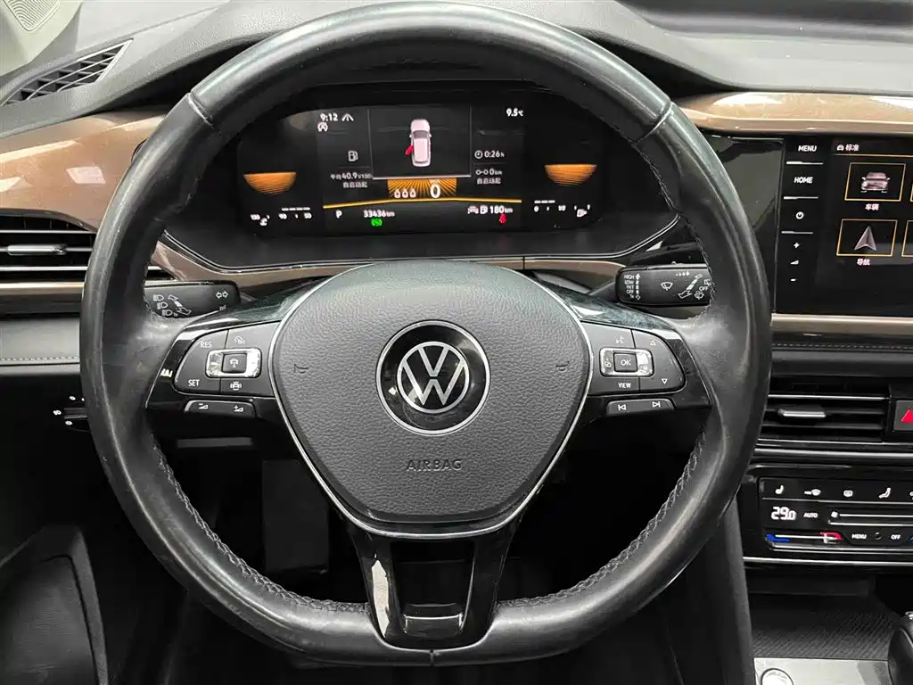 Tuyue 2022 280TSI two-wheel drive luxury version купить на сайте DeffCars