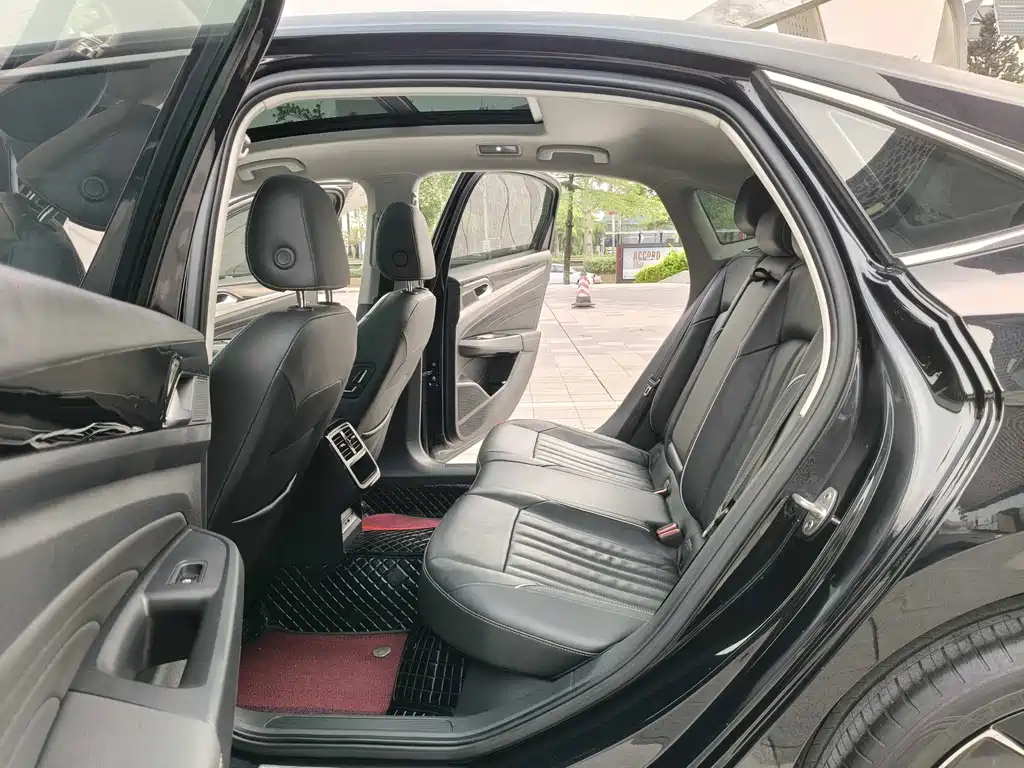 Passat 2022 330TSI Starry Sky Elite Edition купить на сайте DeffCars