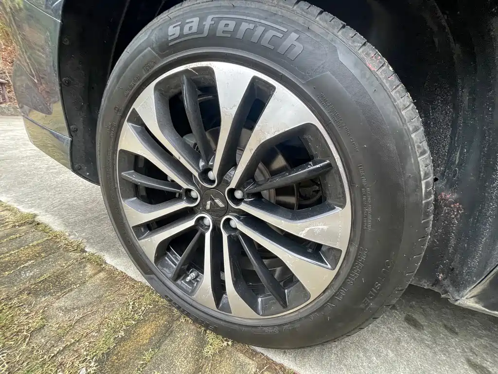 Wuling Capgemini 2020 1.5T CVT flagship model купить на сайте DeffCars