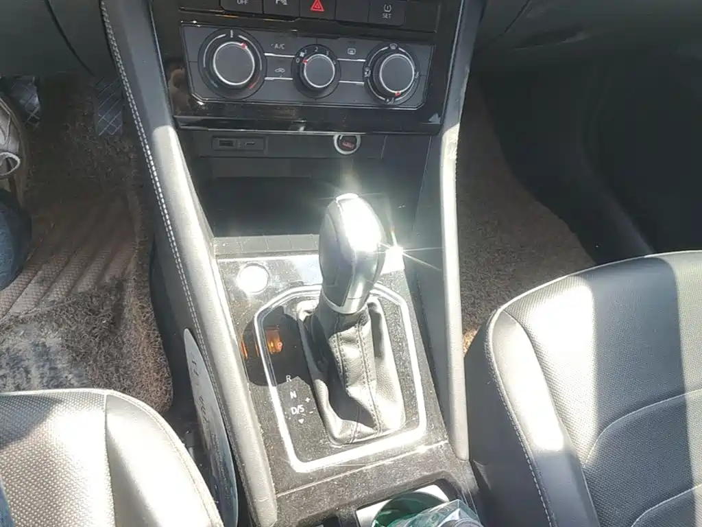 Jetta VS5 2023 280TSI automatic joy model купить на сайте DeffCars
